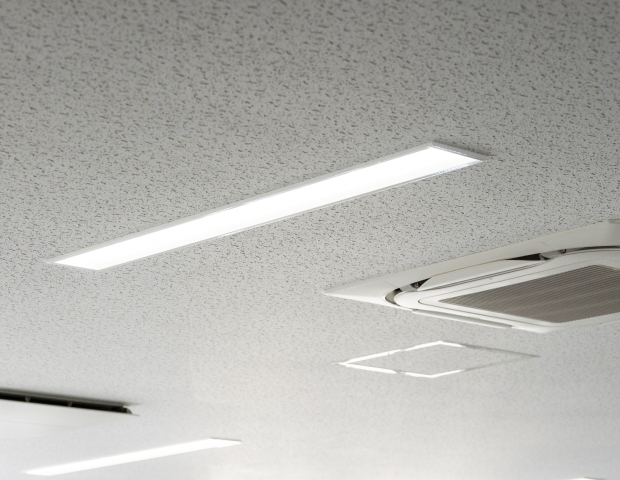 オフィスのLED照明の画像